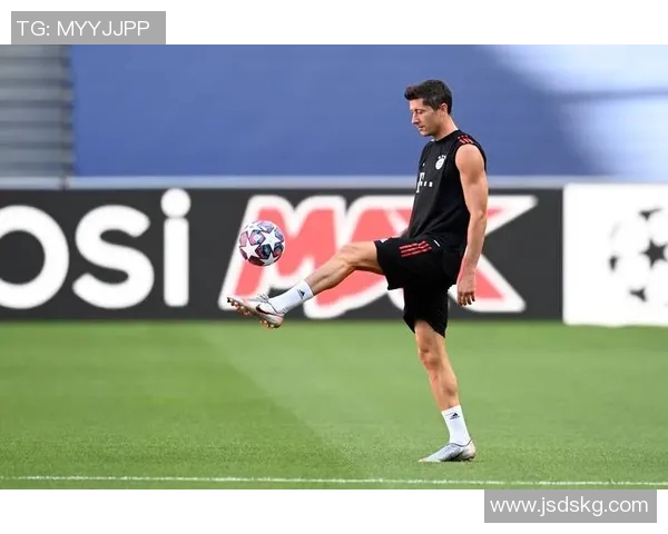 莱万多夫斯基步入职业生涯新阶段 年龄与实力的完美平衡