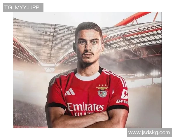 足球星球服引领时尚潮流全新设计助力球迷展现个性风采 足球星球服引领时尚潮流全新设计助力球迷展现个性风采